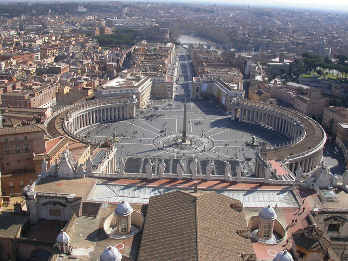 Vatican, Saint Peter's square